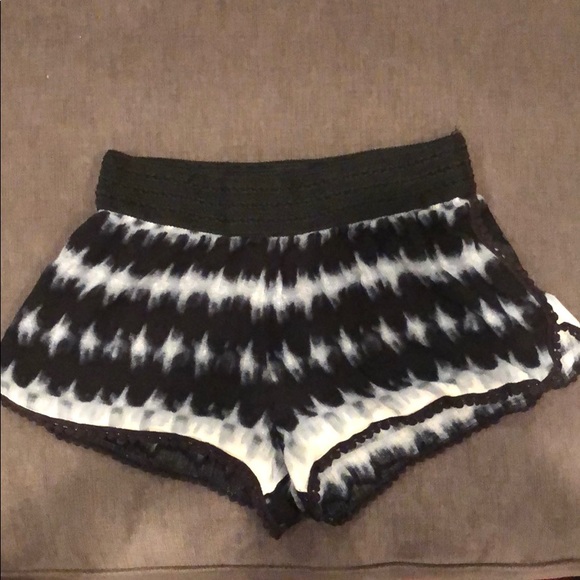 Tie-Dye Flowy Shorts - Picture 1 of 4